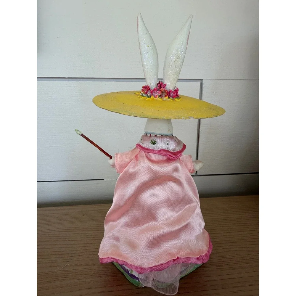 Vintage Krinkles Patience Brewster Artist Bunny Rabbit Figurine Dept 56 Easter